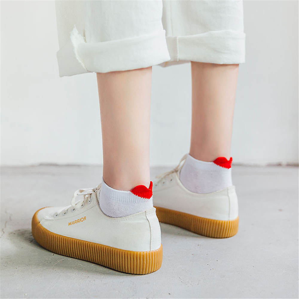 Cute Girls' 3D Heart Heel Sock - Japanese Lifestyle Youtube 评论和价格